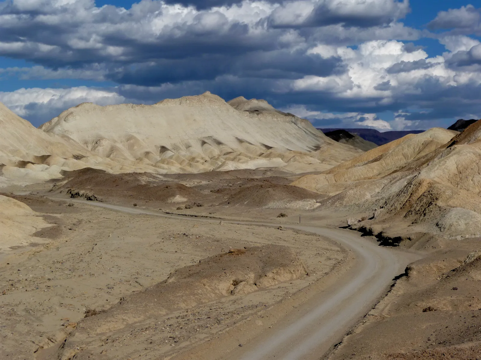 Twenty-mule Team Canyon